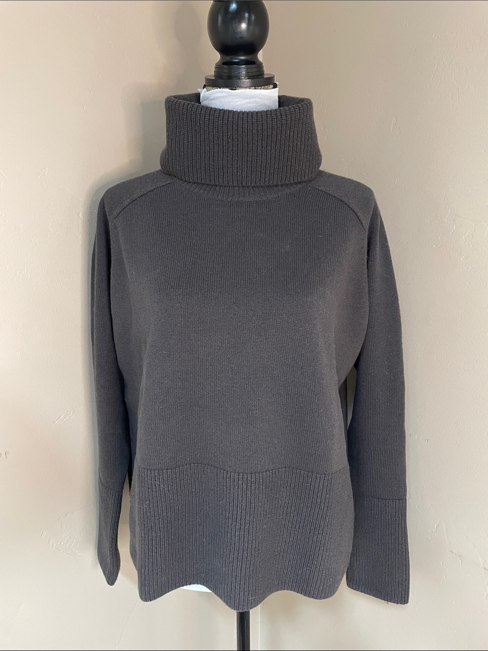 Athleta Women’s Turtleneck Sweater, Wool and Cashmereuu, chocolate brown, small